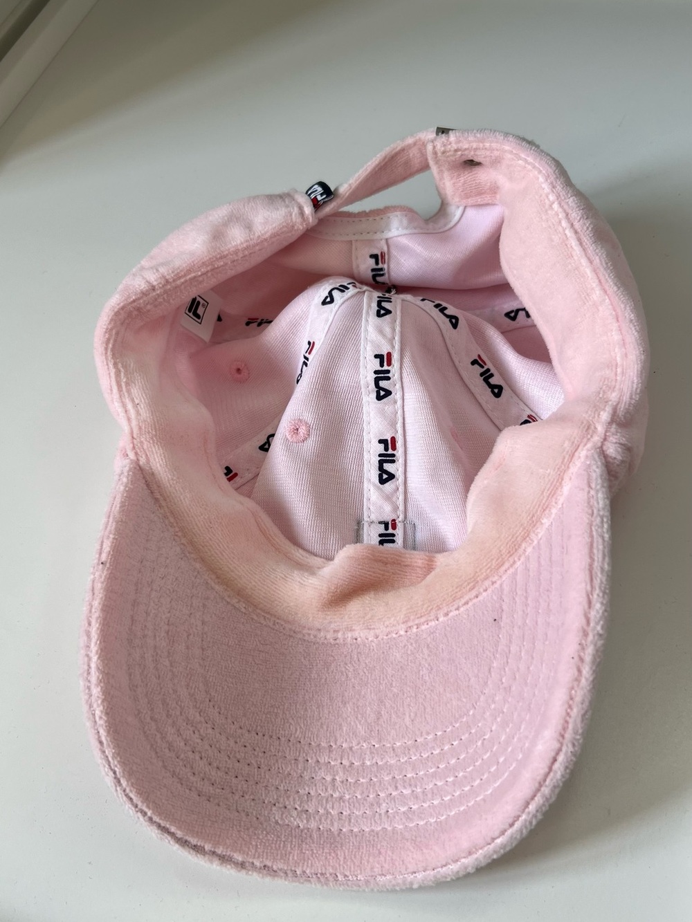 Pink Fila hat - Picture 3 of 4